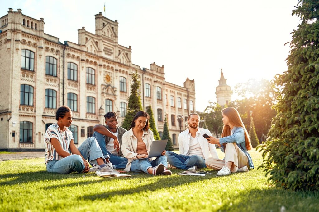 Cambridge University Acceptance Rate for International Students | Updated