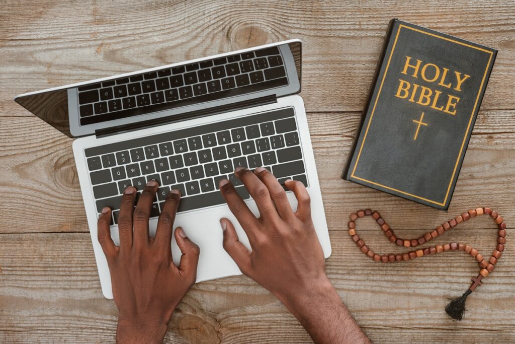 15 Free Online Pentecostal Bible College | Apply Now